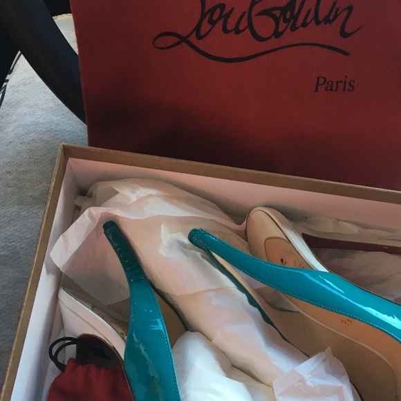 Pair of red bottoms - Picture 2 of 5