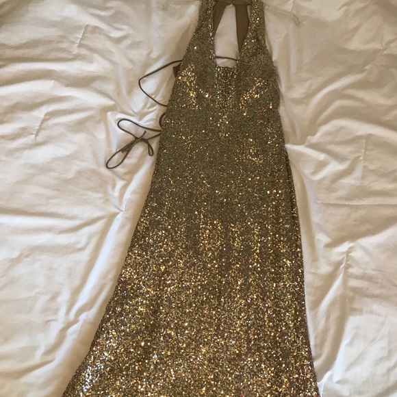 Gold Evening Dress, mermaid style full sequins - Picture 4 of 8