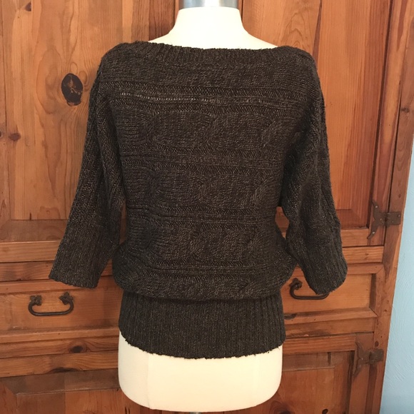 Pink Rose cable knit sweater - Picture 3 of 5