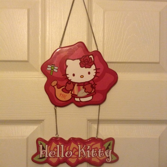 ❌SOLD❌ NWOT Hello Kitty garden decor - Picture 2 of 7