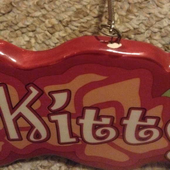 ❌SOLD❌ NWOT Hello Kitty garden decor - Picture 3 of 7