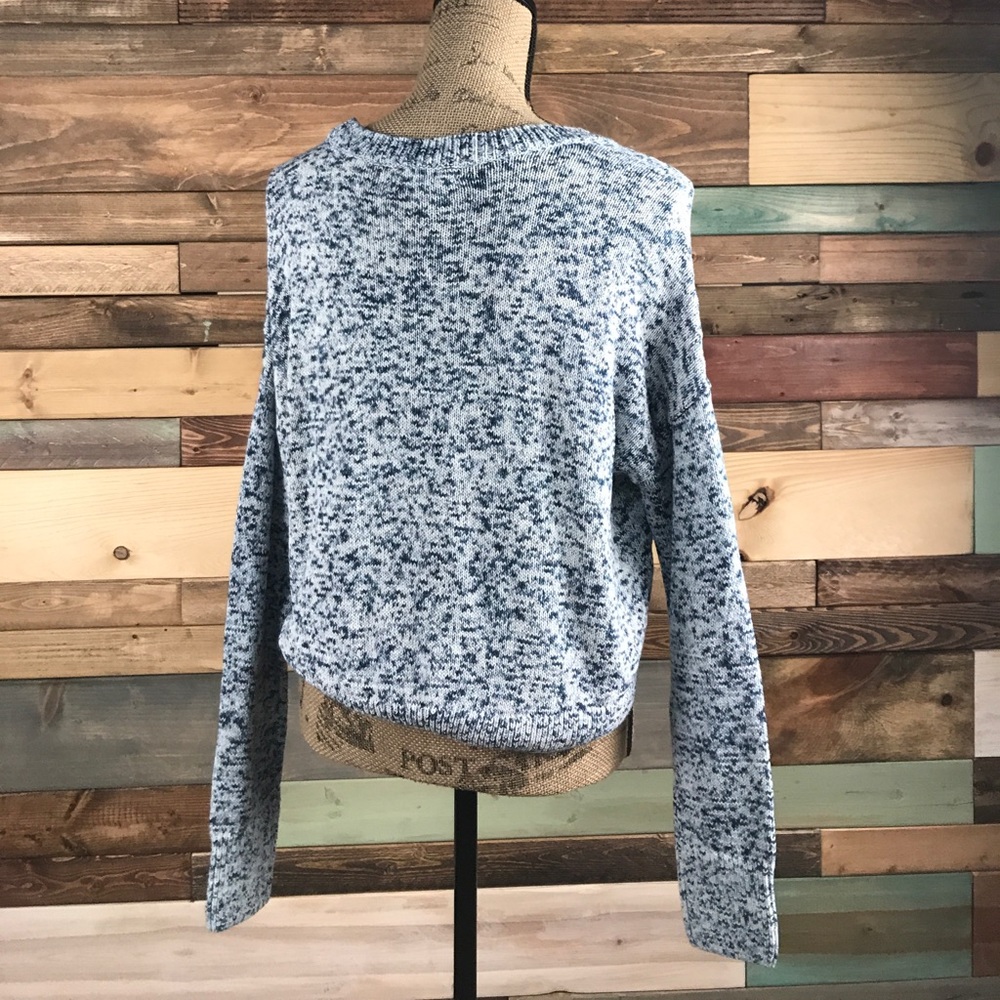 Avaleigh Ivory Blue Marled Crewneck Cropped LS - Picture 3 of 4