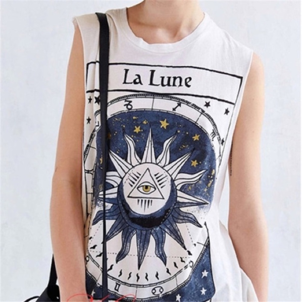 Truly Madly Deeply La Lune Le Soleil Muscle Tee