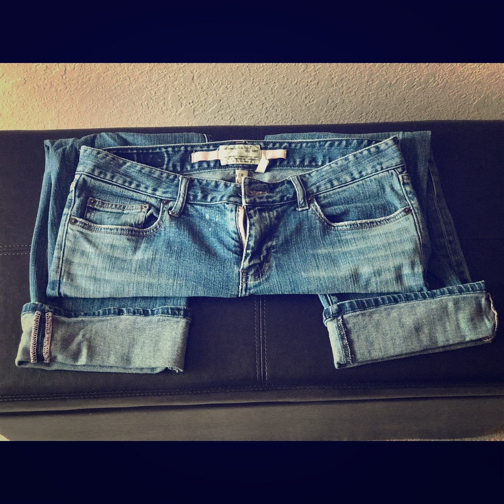 A & F jean capris