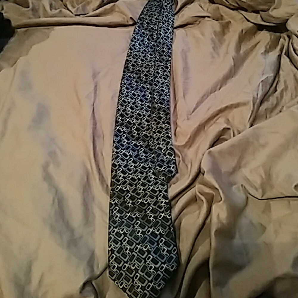 Men's necktie