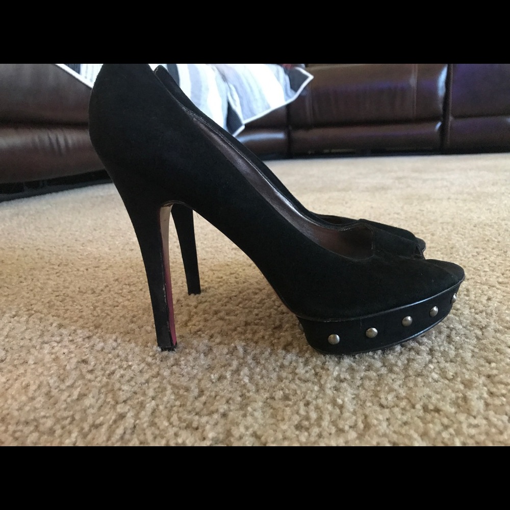 Paris Hilton high heels