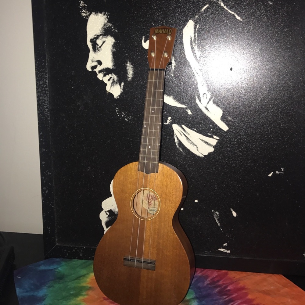 Ukulele - Picture 7 of 7