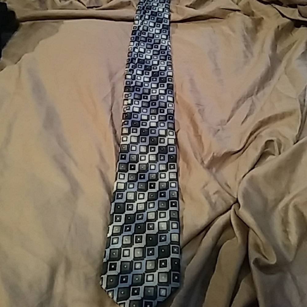 Men's necktie