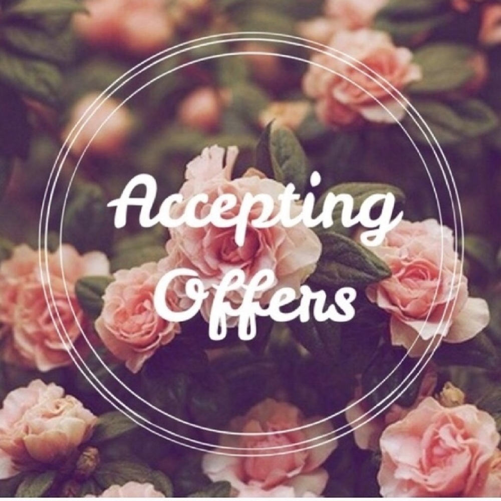 ‼️Accepting offers bundle up and save‼️‼️