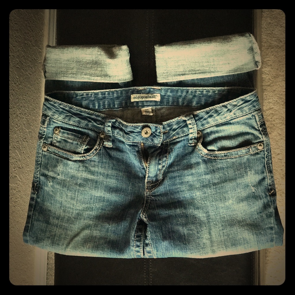 Cute Aeropostale jean capris