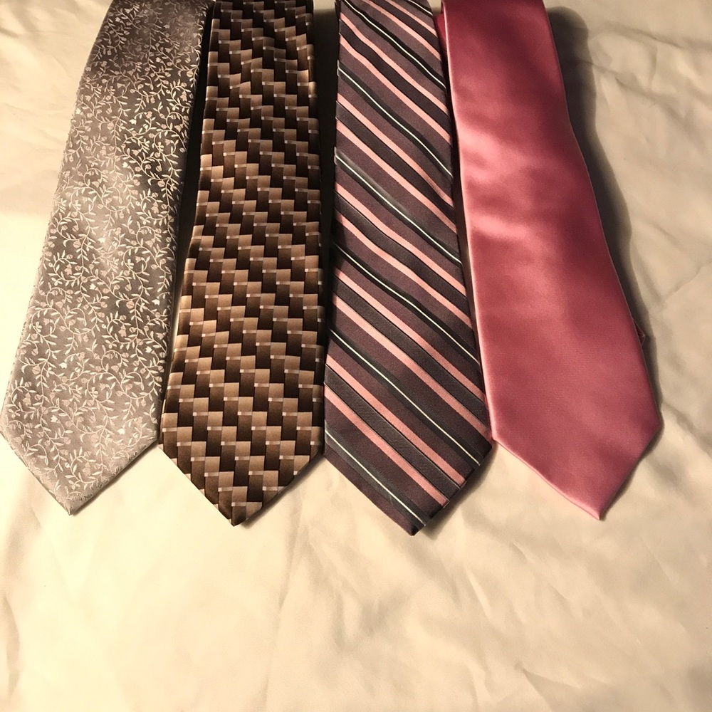 Set of 4 beautiful ties
