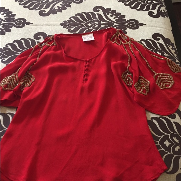 Red formal Blouse with gold beading size M - Picture 5 of 5