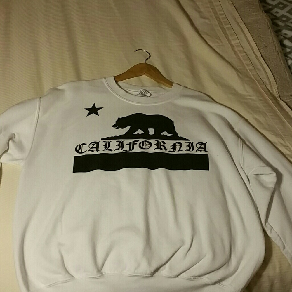 California (pacsun) sweatshirt