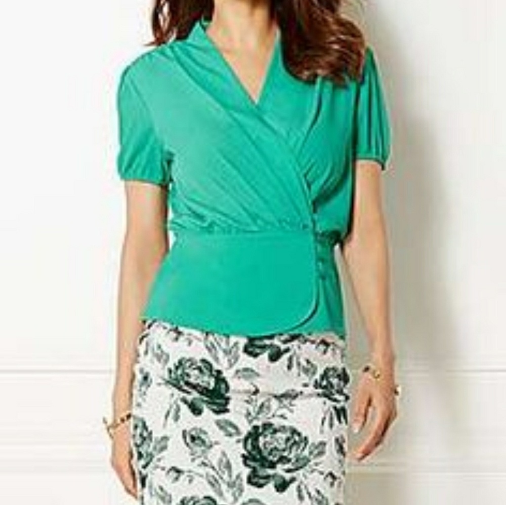 Eva Mendes Green blouse top