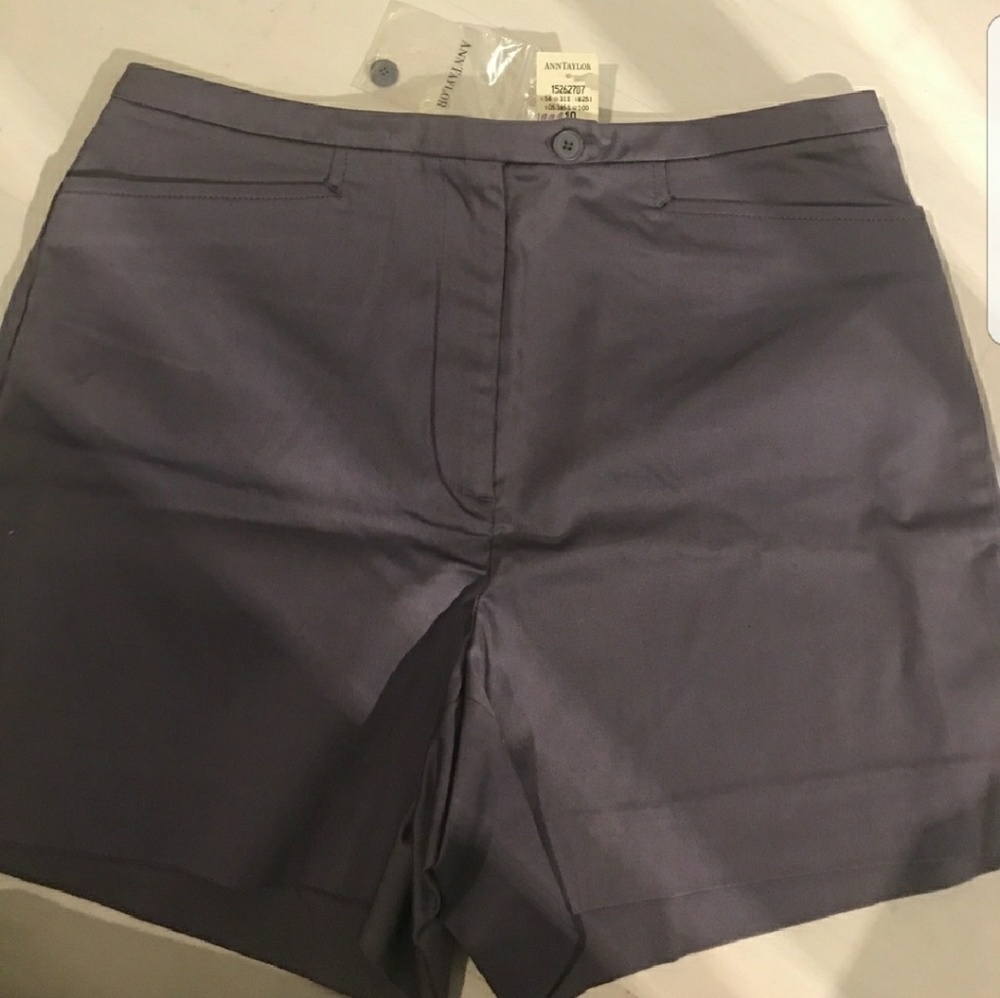 Gray semi high waist shorts