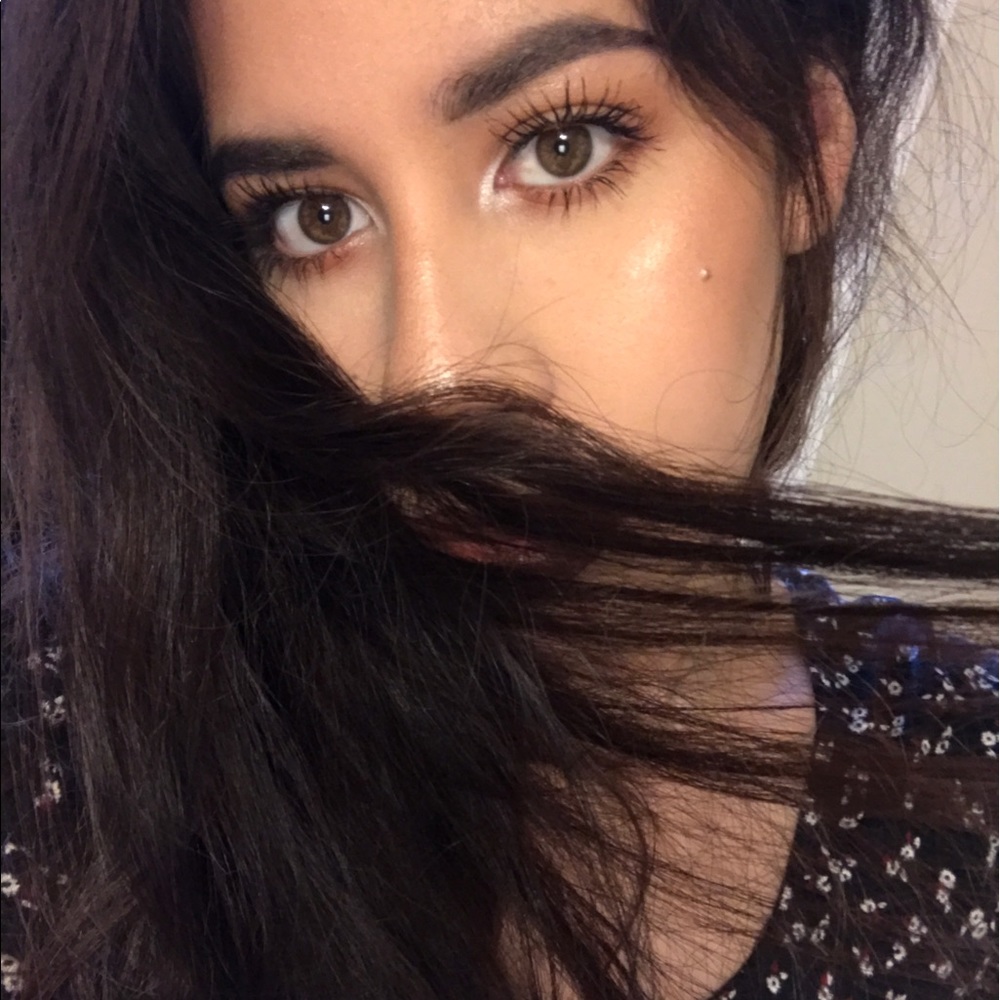 Meet your Posher, Kenia