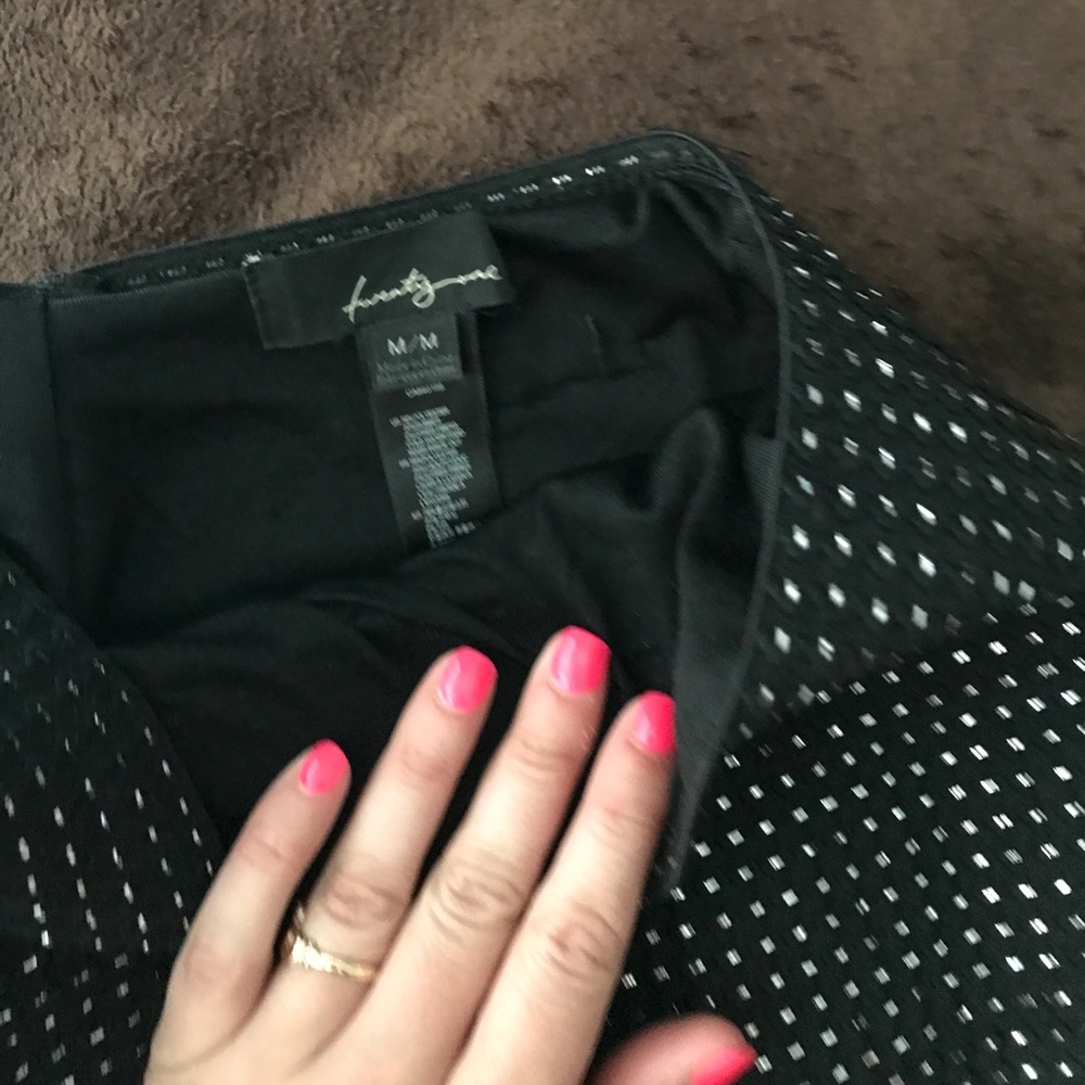 Skirt - Picture 2 of 2