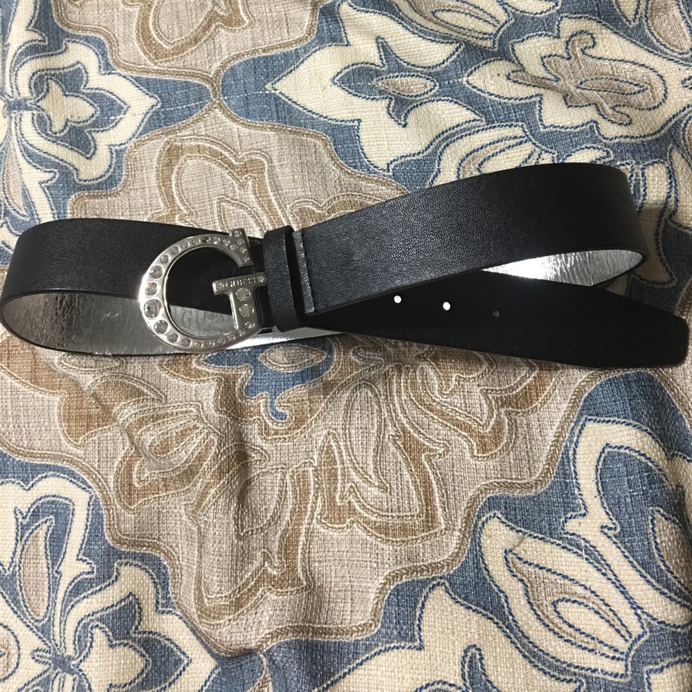 Guess belt
