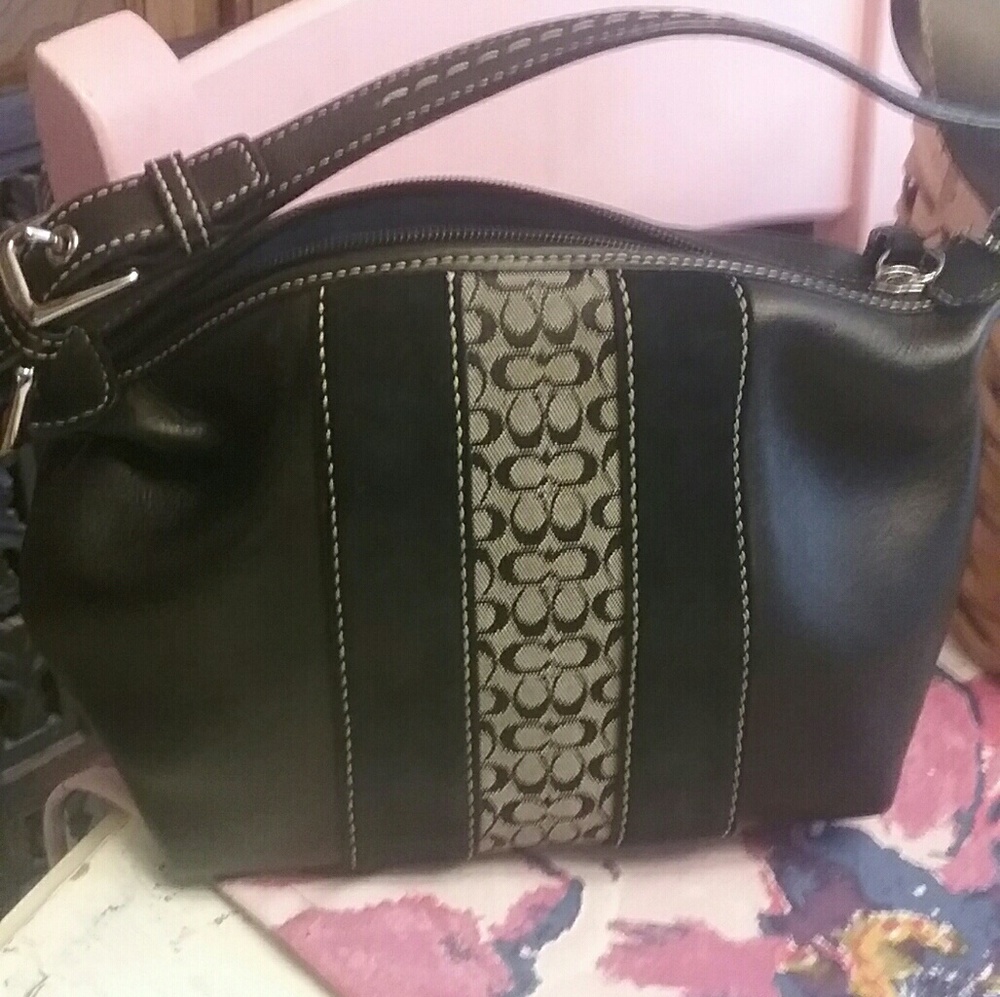 Mini little girls coach