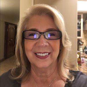 Meet your Posher, Rose