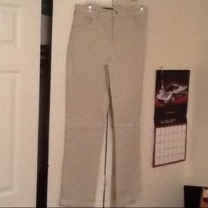 GV Amanda khaki jeans sz 6