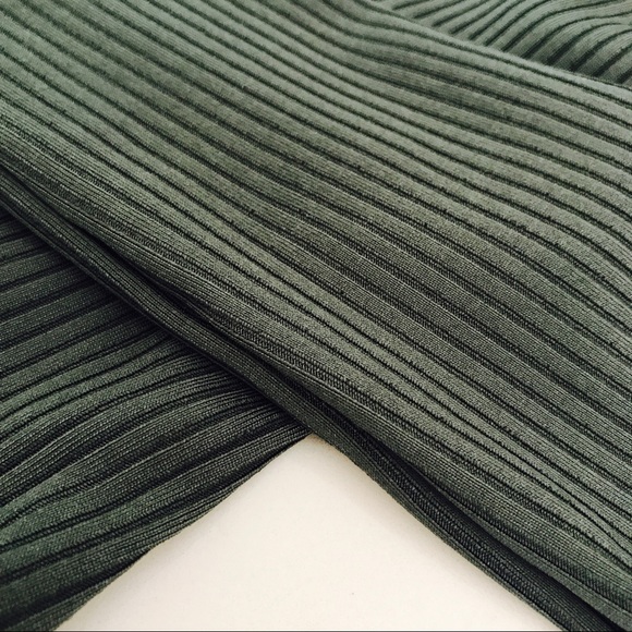 **CLOSET CLOSING 8/28**NWOT Green Topshop Bodysuit - Picture 4 of 6