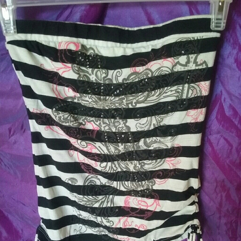 *SOLD* Ladies Strapless Top
