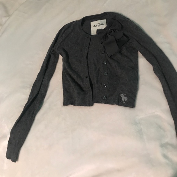 Sweater - Picture 1 of 1