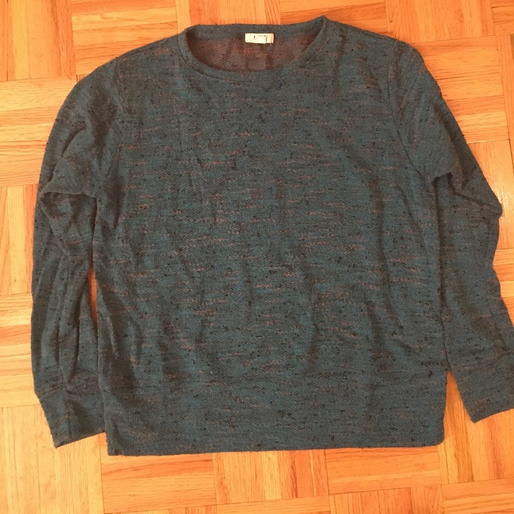 Comfortable and warm sweatshirt