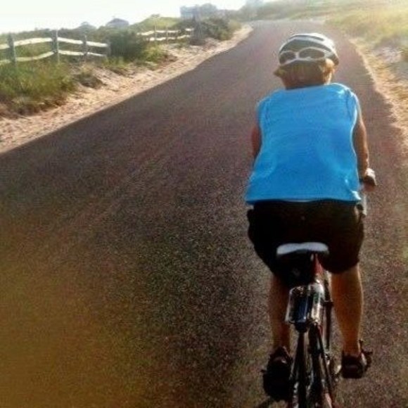 Meet your Posher, Jan - Picture 1 of 1