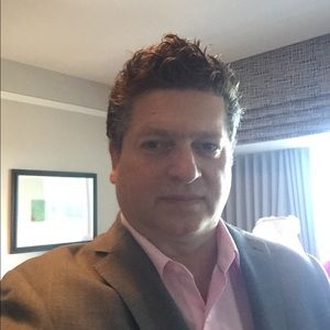 Meet your Posher, Costantino