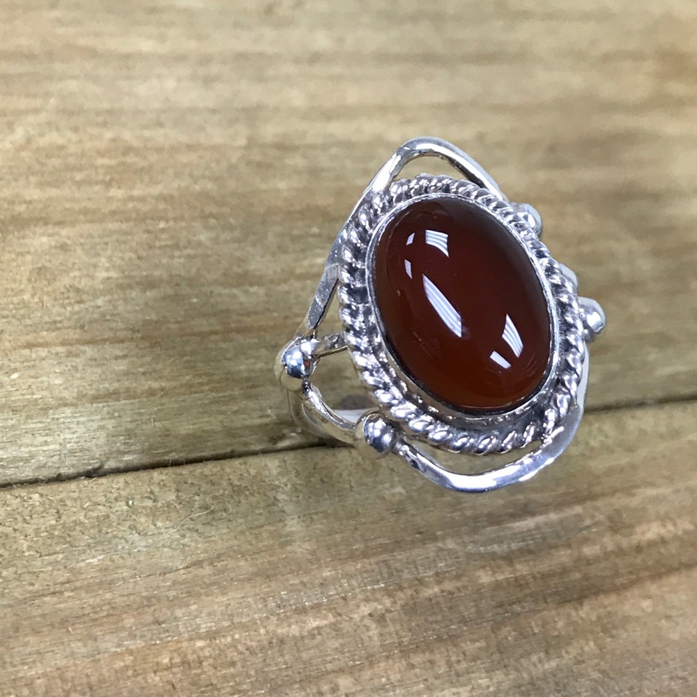 Ring - Picture 5 of 8