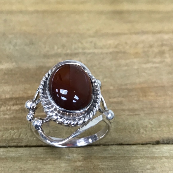 Ring - Picture 3 of 8