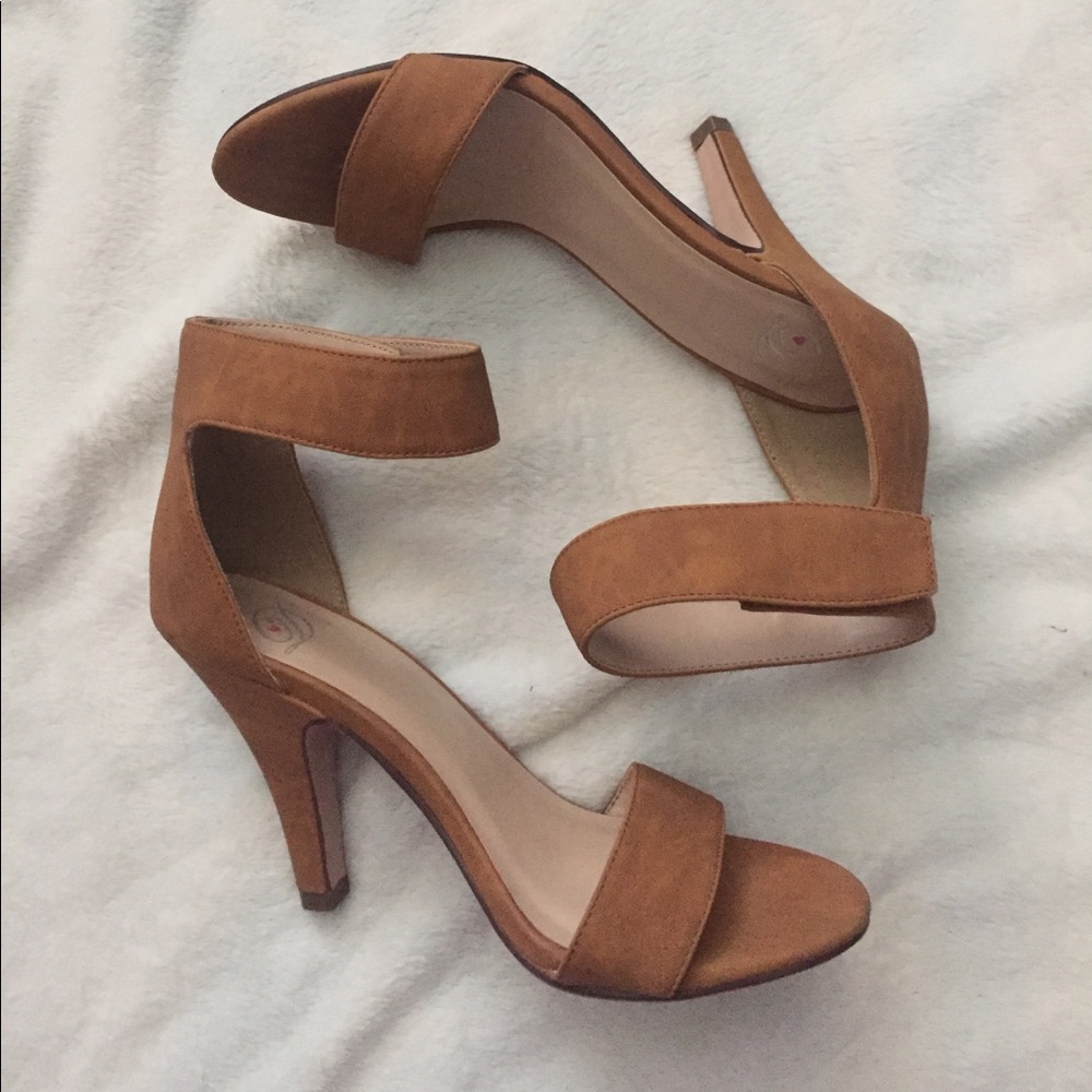 Camel Simple Strap Heels