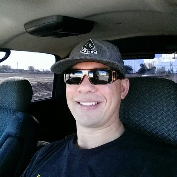 Meet your Posher, Daniel - Picture 1 of 1