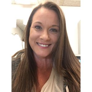 Meet your Posher, Sherry