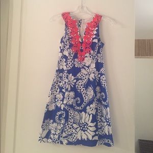 Lilly Pulitzer blue & white printed dress w/ trim