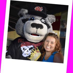 Meet your Posher, Corene