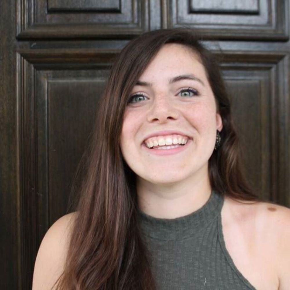 Meet your Posher, Monica