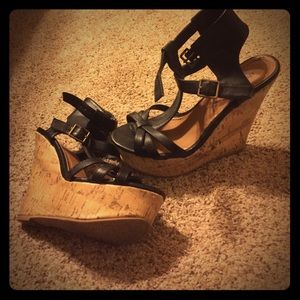 Charlotte Russe Black And Tan Wedges
