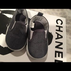 Lot of shoes never been worn