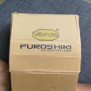 Furoshiki wrapping sole shoe