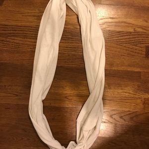 White infinity scarf