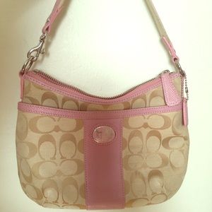 PRICE DROP‼️ Coach Purse in Signature Jacquard