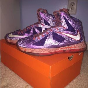 Lebron X "Area 72"