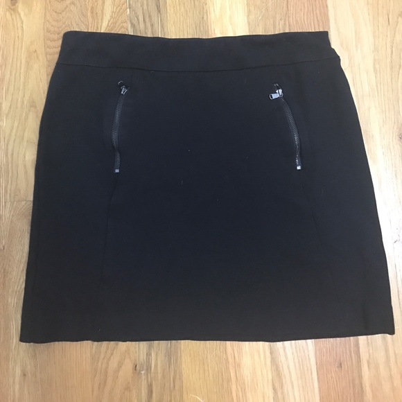 Ann Taylor short black skirt size 4 - Picture 1 of 4