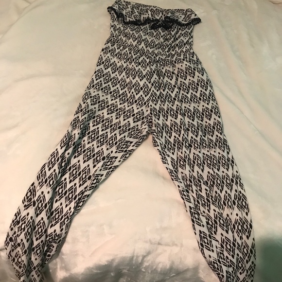 Pant suit - Picture 1 of 1