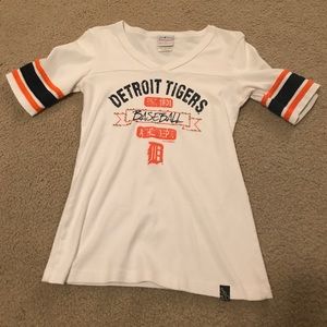 Detroit Tigers Women's Top