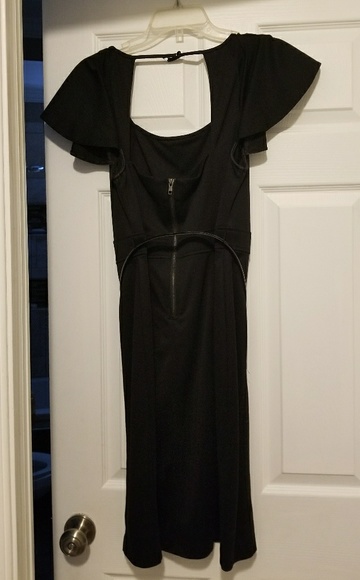 Rampage Dress - Picture 2 of 3