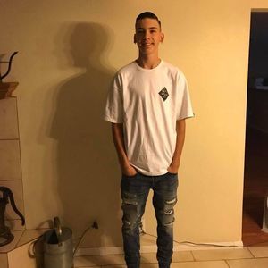 Meet your Posher, Zachary